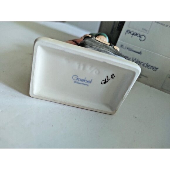 Rare Vintage Goebel Hummel The Merry Wanderer 1984 Edition - In Original Box - Picture 12 of 16